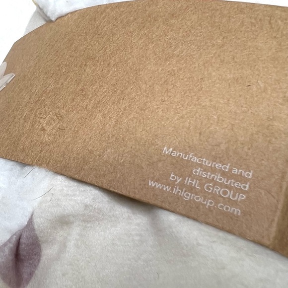 Rae Dunn New EASTER Egg Faux Sherpa Slippers Cream Small Medim S M 5 7 - Picture 10 of 17